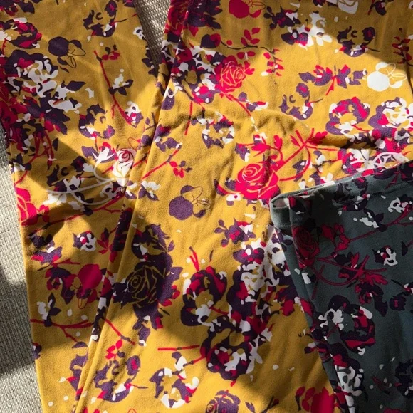 LuLaRoe Floral Leggings - Yellow and Gray - Picture 2 of 3